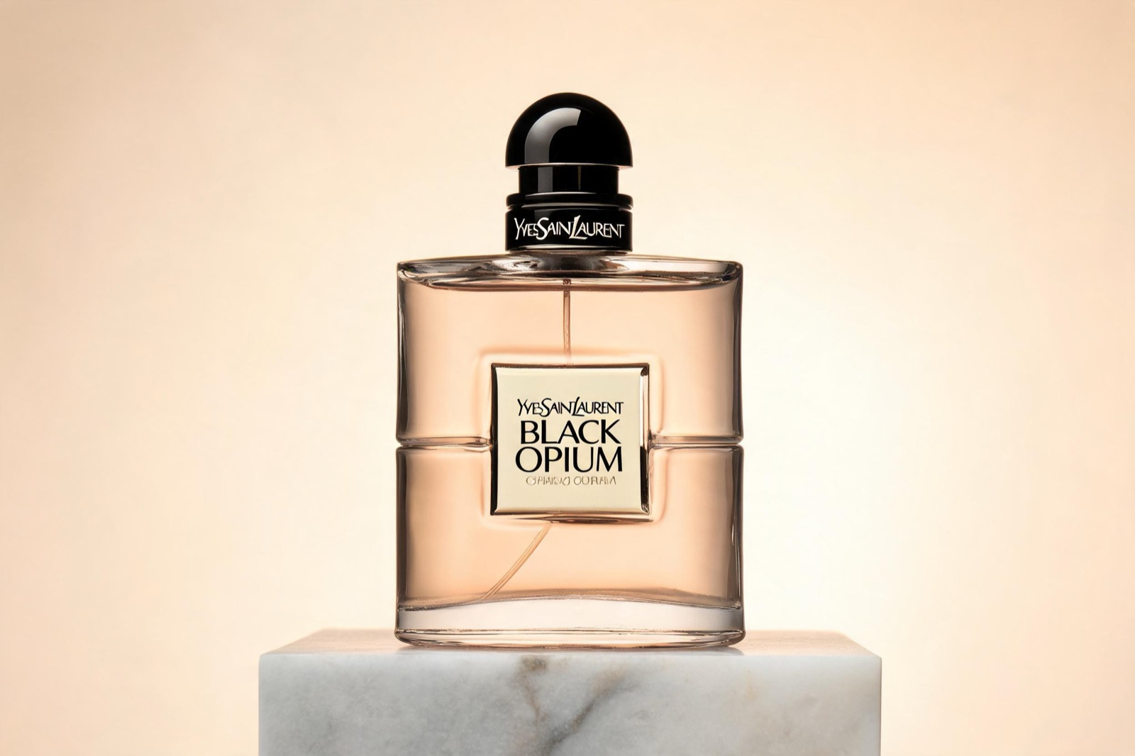 Флакон black-opium, вид спереди